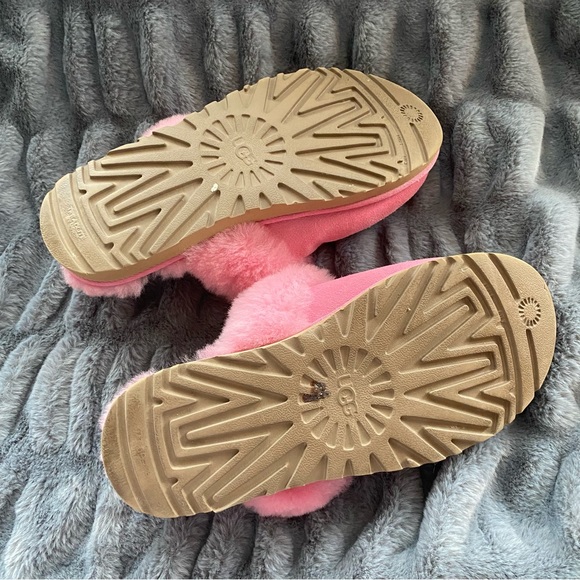 UGG Women’s Coquette Pink Suede Slippers Lightweight Sheepskin Lined Shoes - Picture 7 of 11